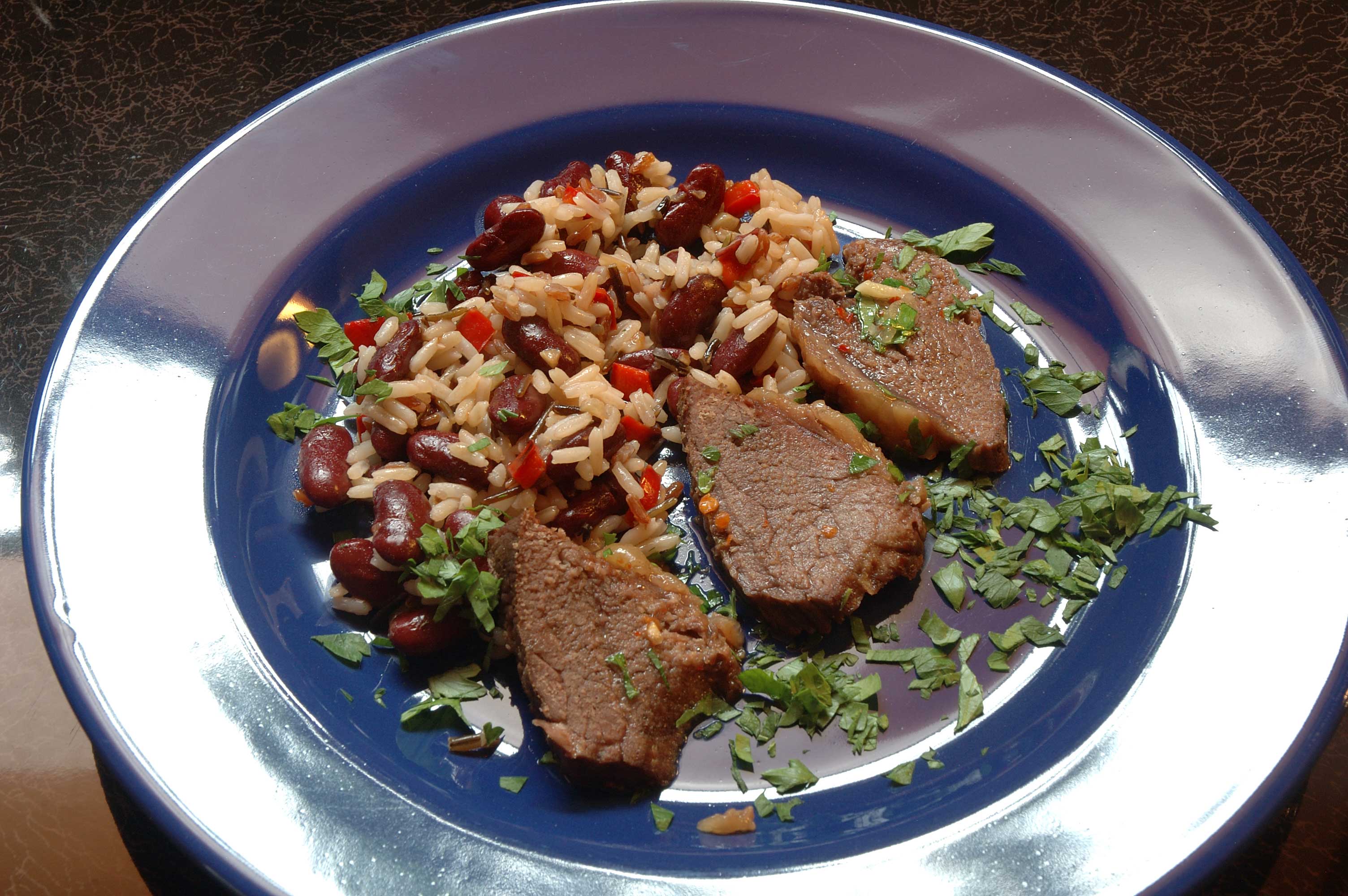 rinderbraten-teller.jpg (541149 Byte)