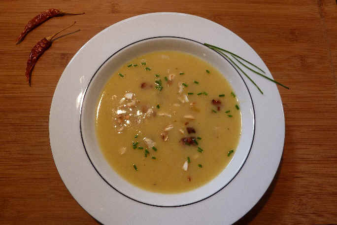 kartoffel-kokos-suppe.jpg (134643 Byte)